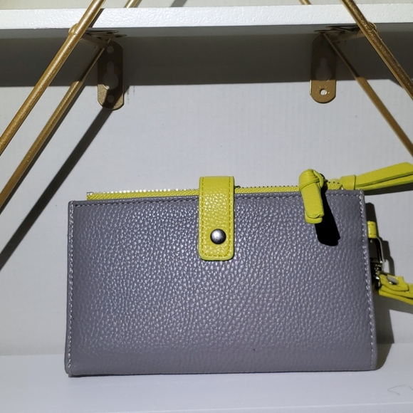 Steve Madden Wallet - Picture 4 of 4